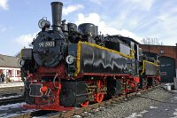 Loks 995901 + 995902 geschm&uuml;ckt im Bf Gernrode - 12,1/77,1 KB