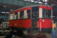 Triebwagen GHE&nbsp;T1 (187&nbsp;001) wartet auf die Fortsetzung seiner Hauptuntersuchung.